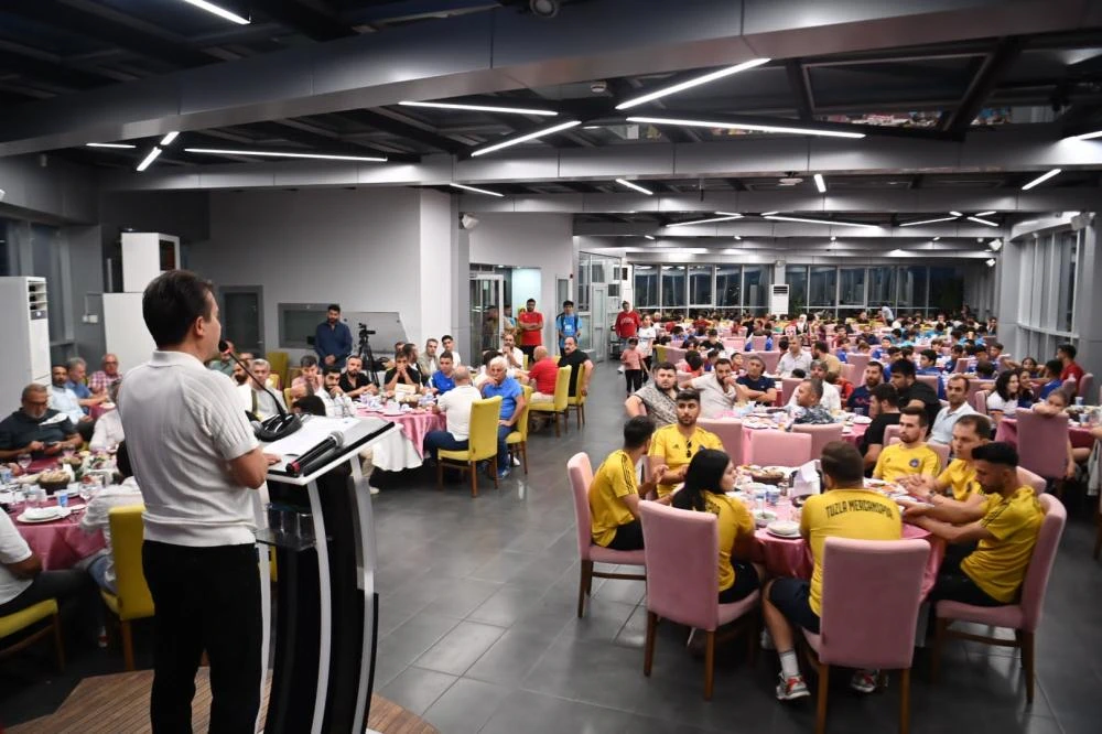 BAŞKANDAN KULÜPLERE MÜJDE:HER KULÜBE ANTRENÖR DESTEĞİ