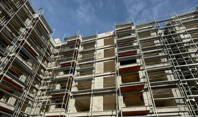 Antalya'da İnşaattan Düşen İşçi Hayatını Kaybetti