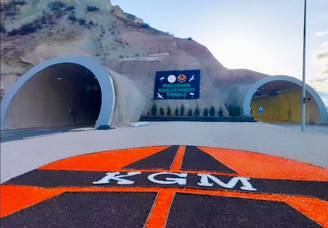 Nallıhan'da Kuşlar Zarar Görmesin Diye Tünel inşa Edildi