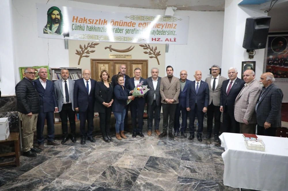 Özkan: Demokrasiyi yaşatmak önce yerelde başlar dedi.CHP’nin adaylarına destek istedi