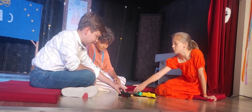 Gelibolu 100.Yıl Ortaokulu Öğrencilerinin Oyunu Büyük Beğeni Aldı