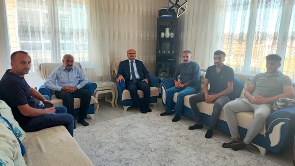 Gelibolu Kaymakamı Abacı'dan bayram ziyaretleri