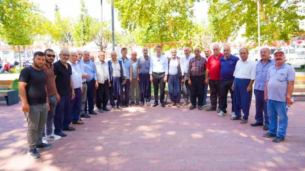 Başkan Tutdere’den Emeklilere Büyük Müjde! Demokrasi Parkı’na ‘Emekli Lokantası ve Çay Evi’ açılıyor 