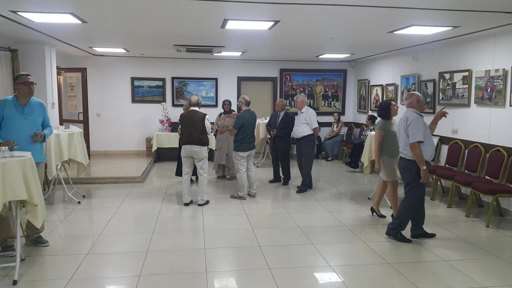 Ressam Sevgi Özsoy’un "Ay Işığından" Sergisi Sanatseverleri Bekliyor