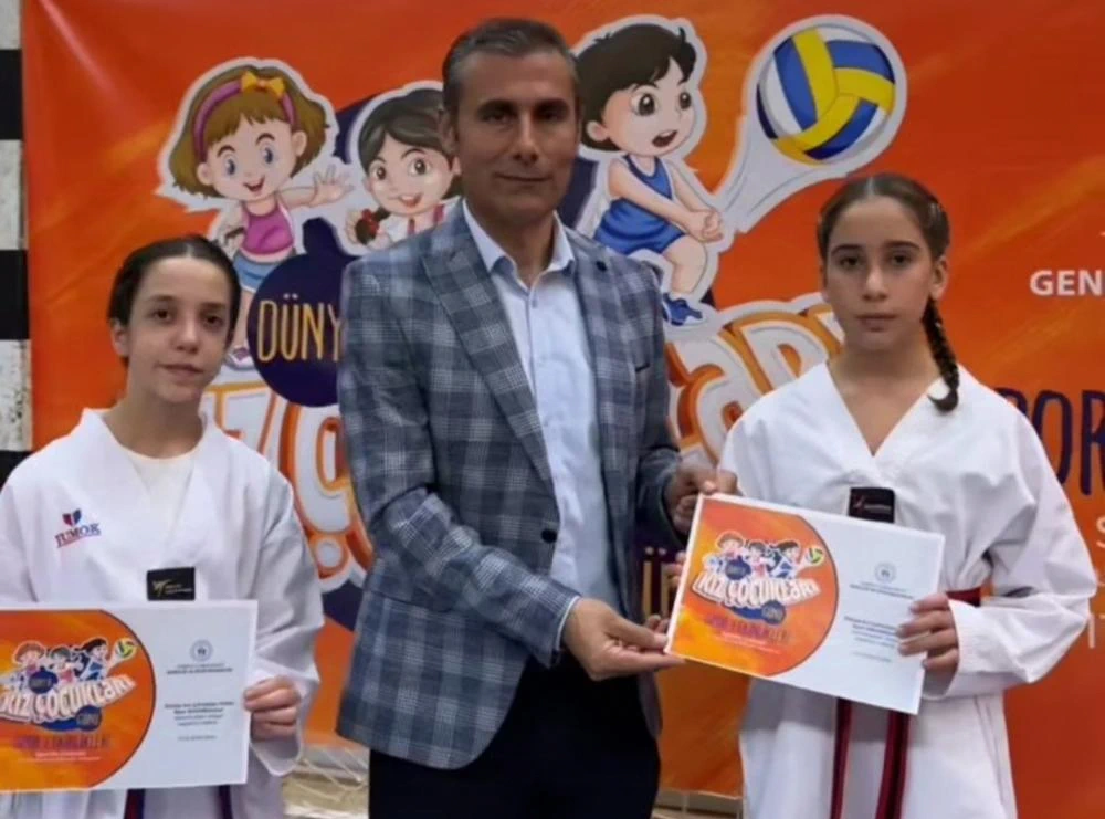 Adıyaman’da “Sporda Gelecek Kız Çocuklarının Elinde Yükselecek” Etkinliği Düzenlendi