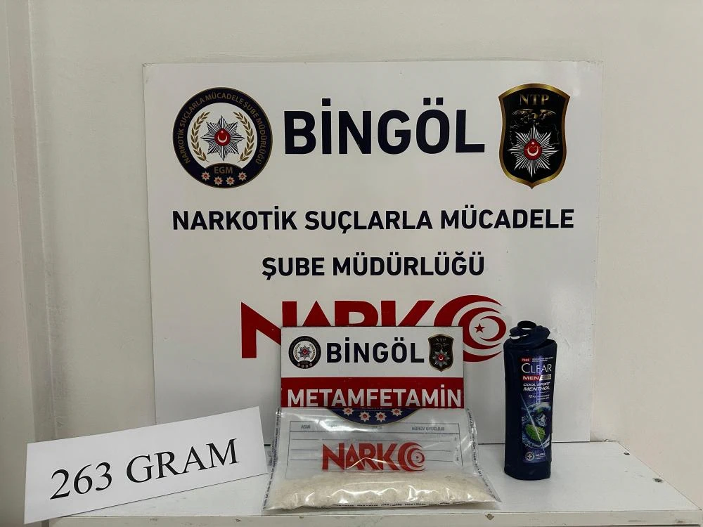 Bingöl'de Yolcu Otobüsünde Şampuan Kutusuna Gizlenmiş Metamfetamin Ele Geçirildi