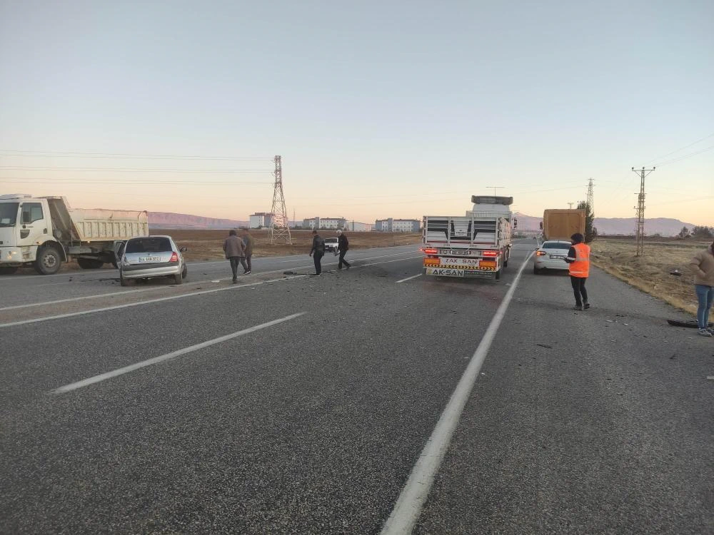 Adıyaman-Kahta Yolunda Trafik Kazası: 1 Yaralı