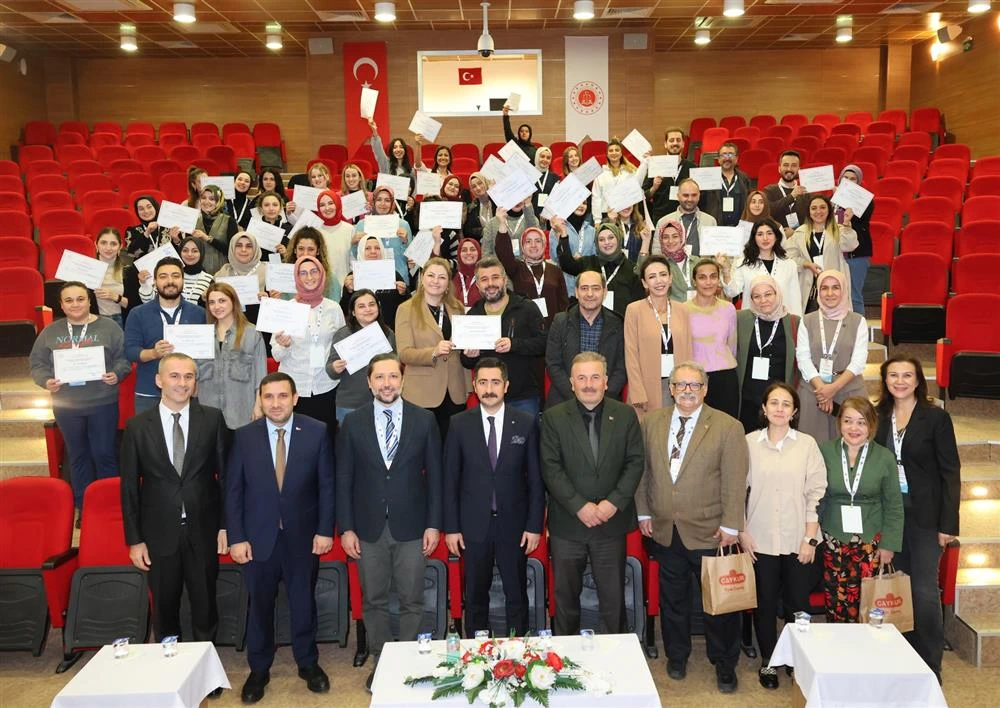 Rize’de Yenidoğan Canlandırma Programı: 150 Sağlık Personeline Eğitim Verildi