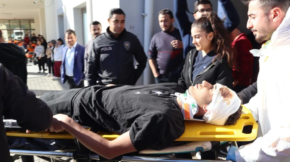 Besni Devlet Hastanesi’nde Gerçeği Aratmayan KBRN Tatbikatı