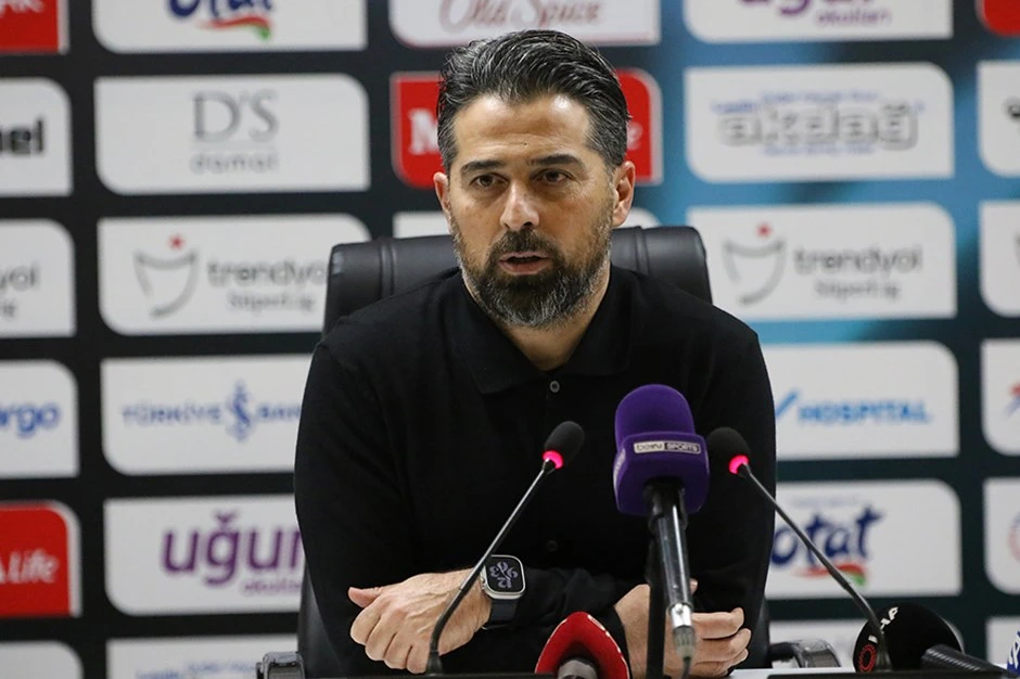 İlhan Palut: "Oyunu Domine Ettik, Geliştirmemiz Gereken Yanlarımız Var"