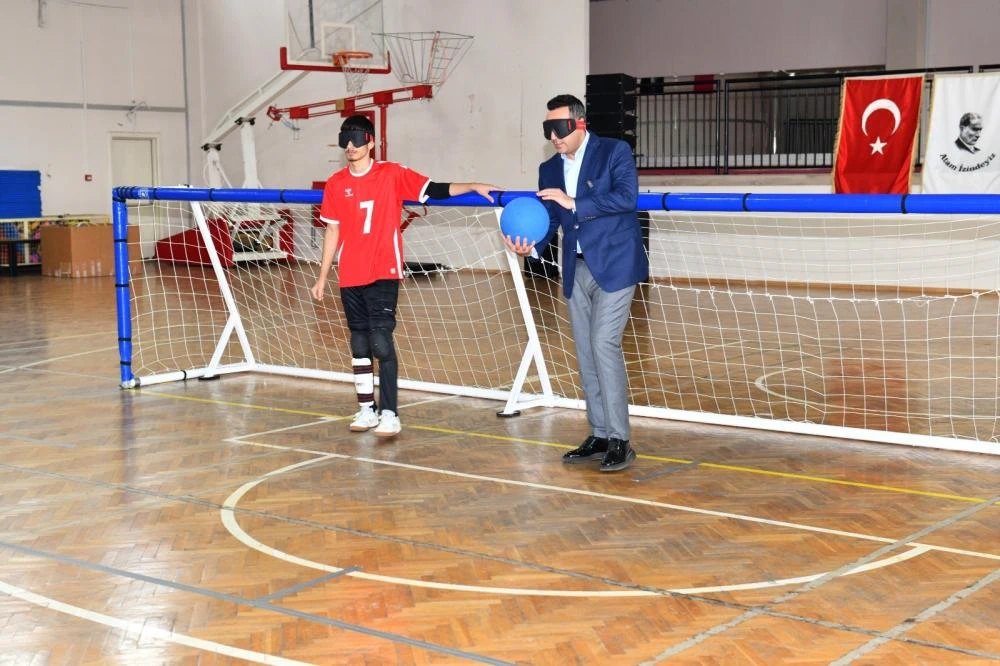 Başkan Yıldız, Engellilere Destek İçin Sahada