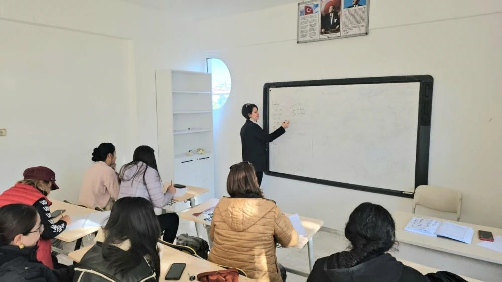 BAŞKAN KARAÇAY ANADİLİMİZ ARAPÇAYI YAŞATIYORUZ