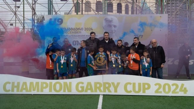 Rizespor U9 Takımı Gürcistan’da Şampiyon Oldu