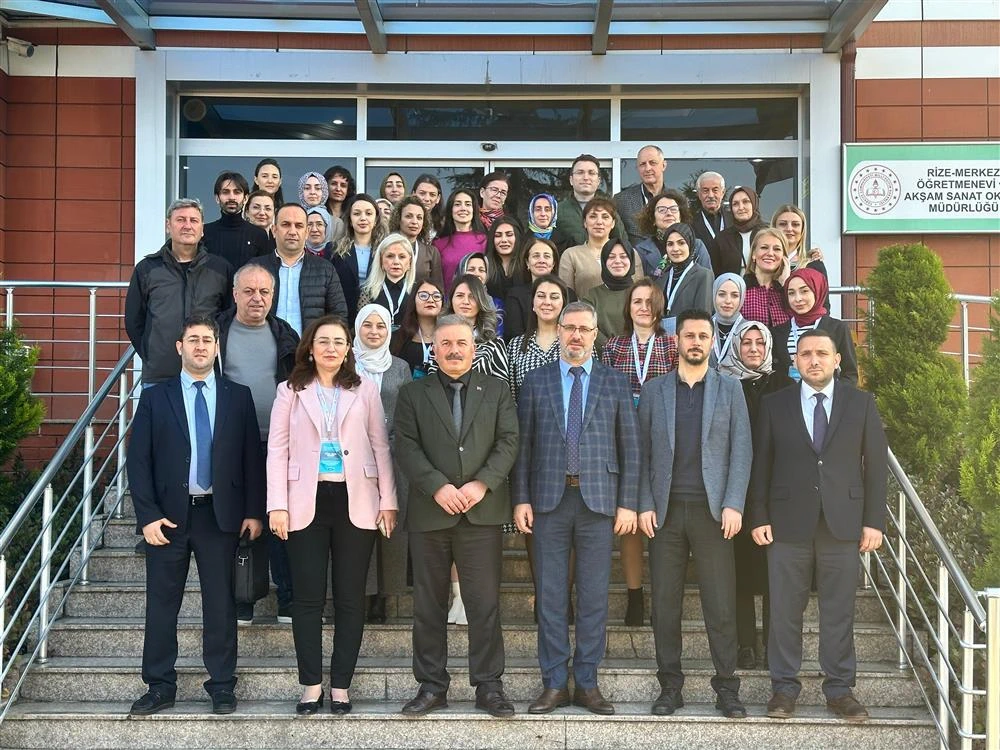 Rize’de Bölgesel  Sağlık Eğitimleri Düzenleniyor