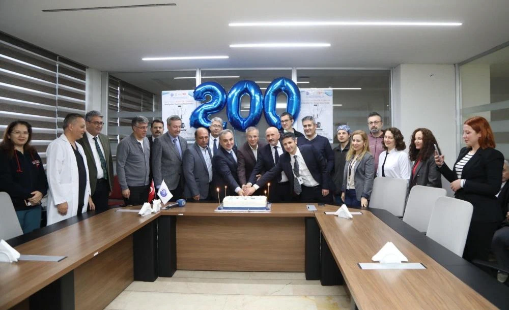ERÜ Hastaneleri’nde Robotik Cerrahi ile 200. Ameliyat Başarıyla Tamamlandı