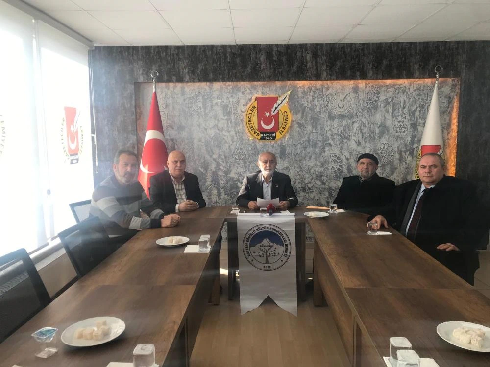 Ahmet Taş: "Suriyelilerin Onurlu ve Güvenli Dönüşü Sağlanmalı"