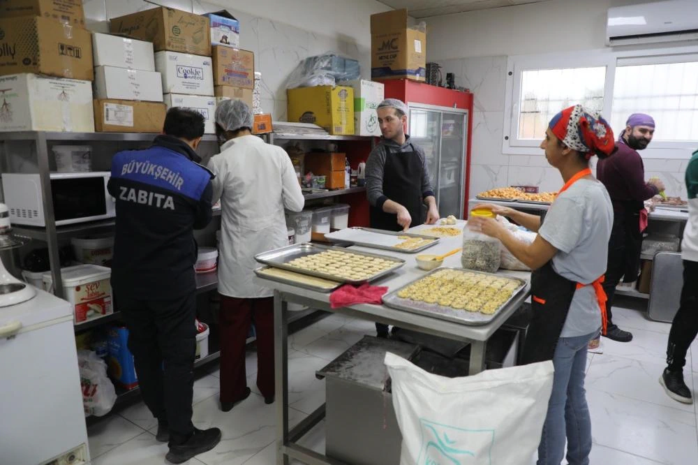 Hatay Büyükşehir Belediyesi Yılbaşı Öncesi Hijyen Denetiminde