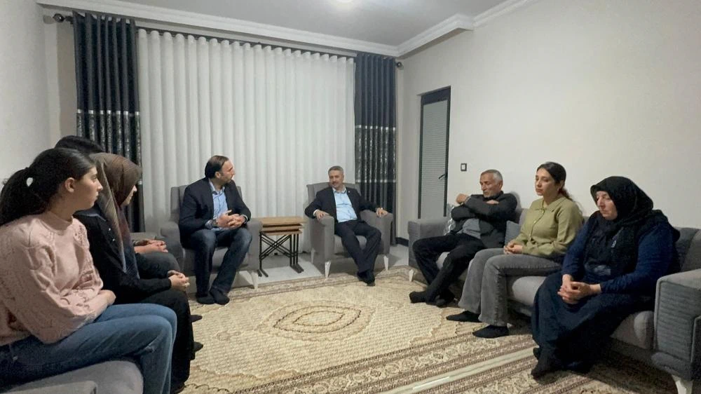 Milletvekili Mustafa Alkayış: "Bizim Yerimiz, Halkımızın Yanıdır!"