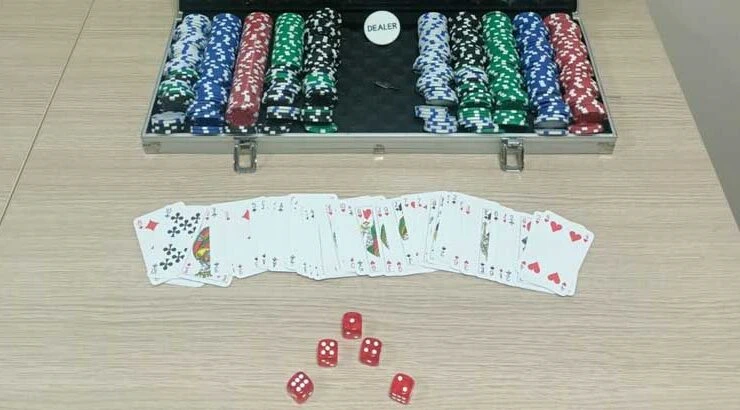 Dörtyol’da Kumar Baskını: 10 Kişiye 64 Bin Lira Ceza