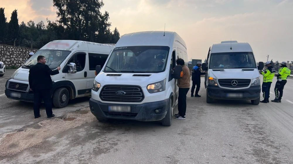Hatay Büyükşehir’den Servis Araçlarına Sıkı Denetim: Güvenlik Ön Planda