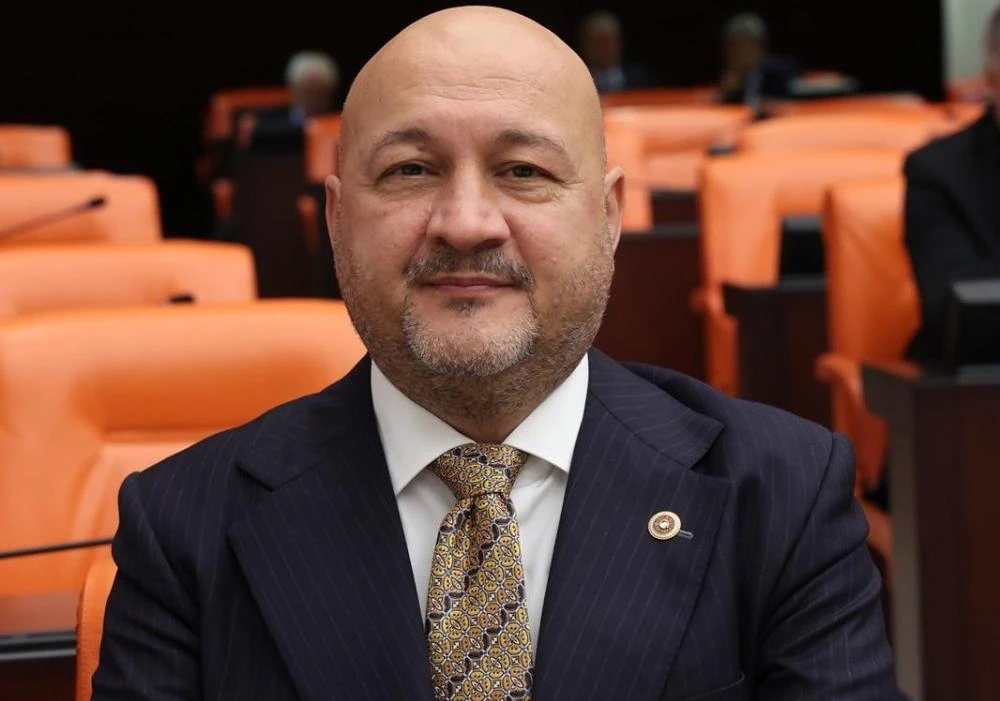 Adıyaman Milletvekili Resul Kurt’tan Yeni Yıl Mesajı