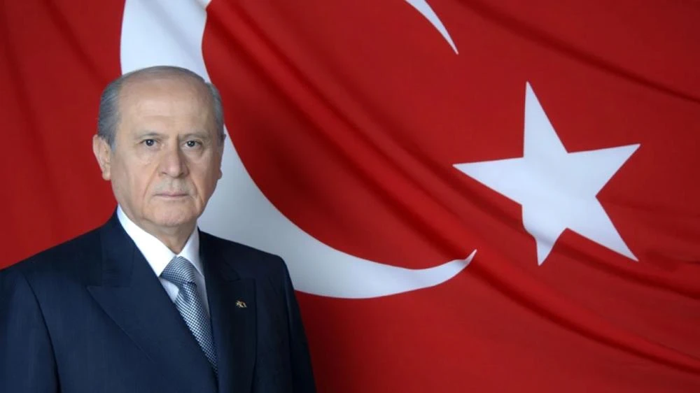 MHP'lideri Devlet Bahçeli, "2024 yılı Türkiye Cumhuriyeti’nin yeni yüzyılında ilk eşik, ilk eşref, ilk etaptır."