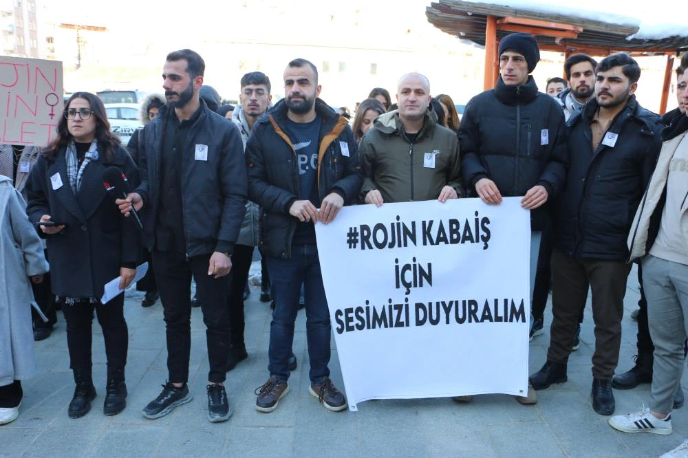 Rojin Kabaiş İçin Mücadele: Hakkari’de Basın Açıklaması Düzenlendi