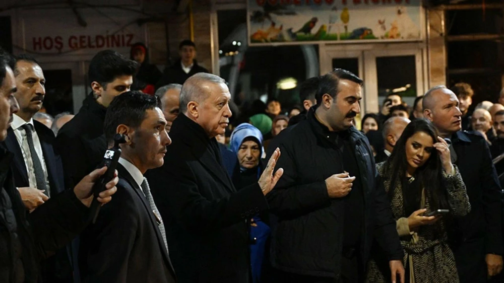 Erdoğan, Memleketi Güneysu'da Halkla Buluştu