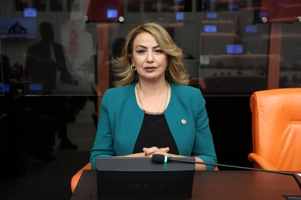 Nermin Yıldırım Kara: "Denetimsizlik, Depremden Sağ Çıkanları Hayattan Koparıyor"