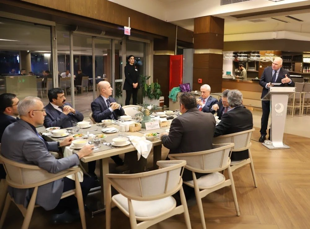 YÖK Başkanı Erol Özvar’dan İAOSB’ye Ziyaret