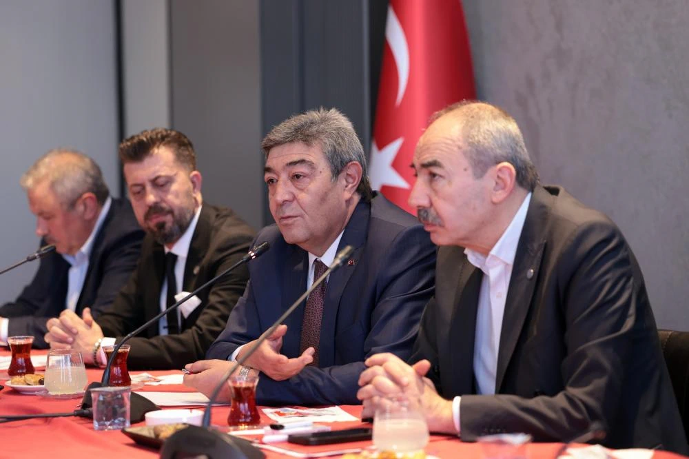 Kayseri Ticaret Odası’nda Akaryakıt Sektörü Sorunları Masaya Yatırıldı