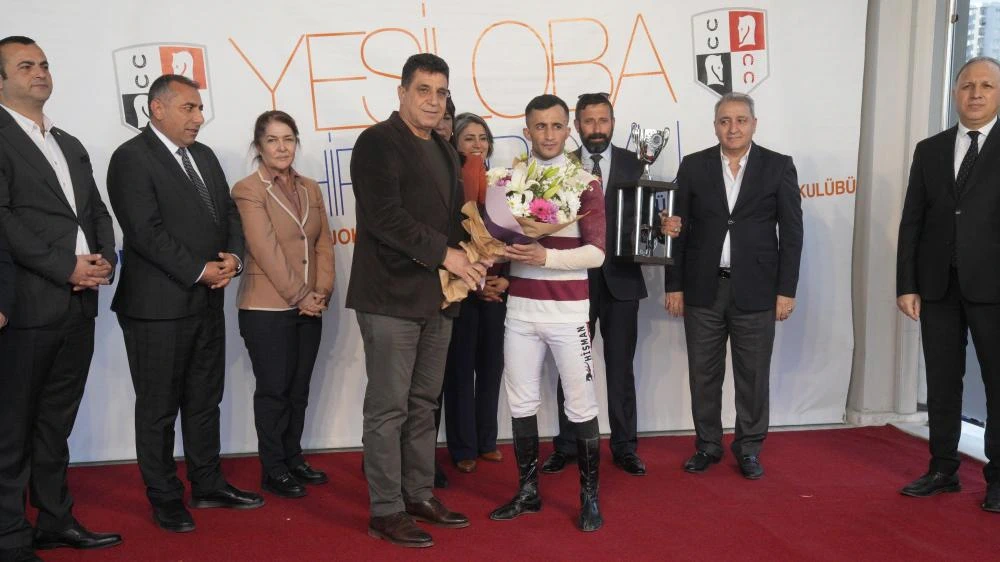 Baybars Han, 2025 Seyhan Belediye Başkanlığı Koşusu’nda Şampiyon Oldu