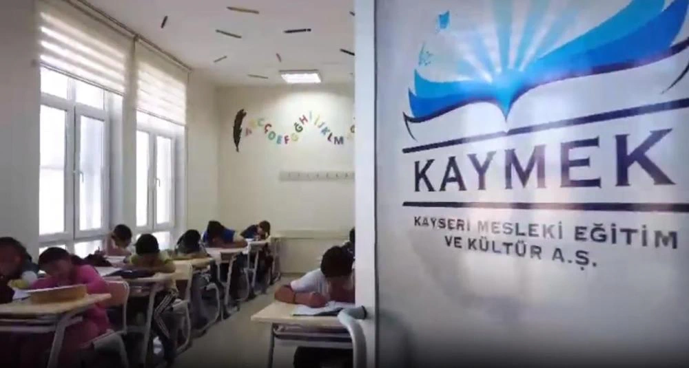 KAYMEK’ten Ebeveynlere Özel Hizmet: Çocuk Oyun Alanları ile Rahat Eğitim