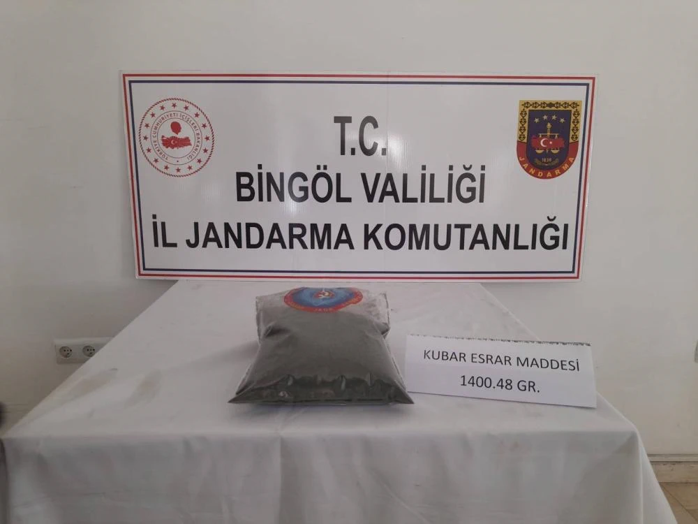 Bingöl’de Jandarma Operasyonu: Uyuşturucu ve Silah Ele Geçirildi