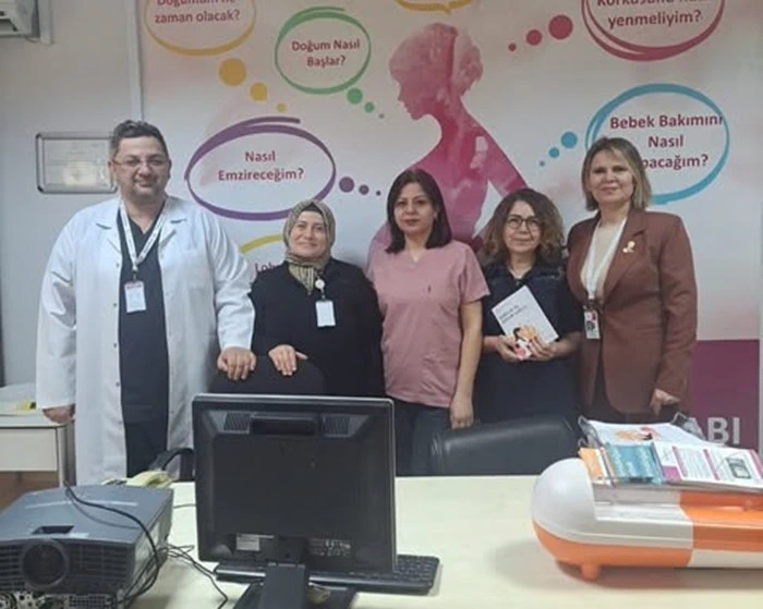 Sağlık Bakanlığı'nın "Her Gebeye Bir Ebe" Uygulaması Gelibolu’da Hayata Geçti