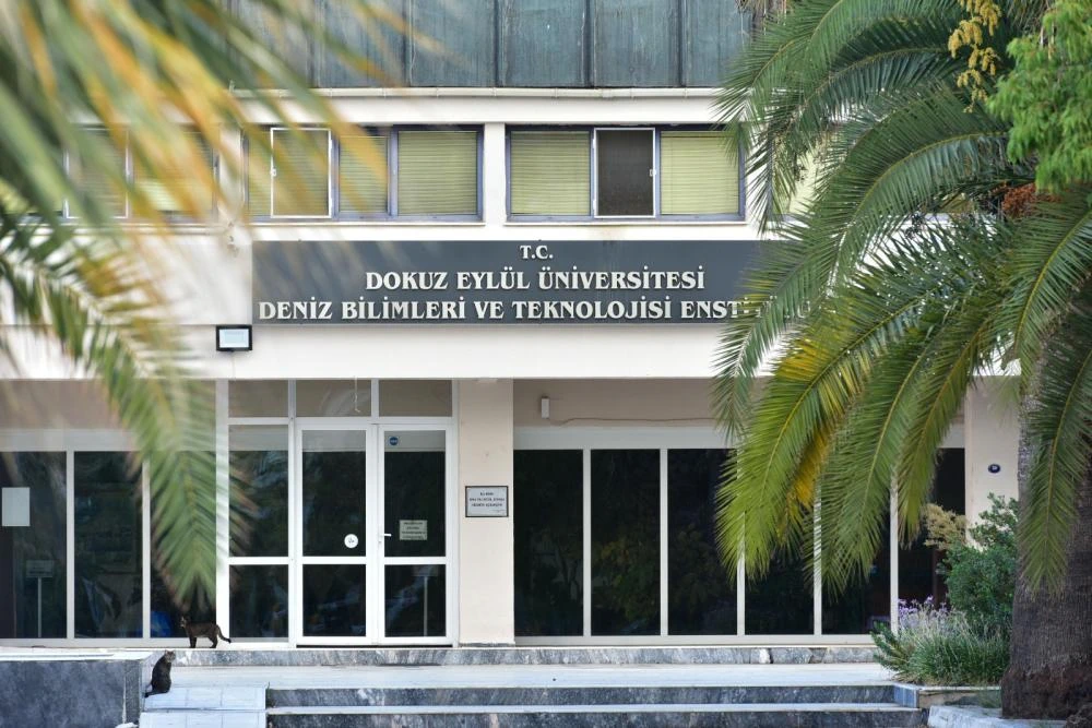 DEÜ’den Santorini Deprem Fırtınası ve Tsunami Uyarısı