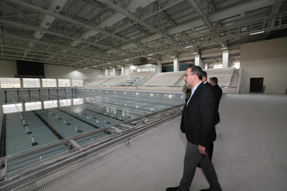 Mehmet Kasapoğlu: Halkapınar Olimpik Yüzme Havuzu İzmir İçin Büyük Bir Kazanım