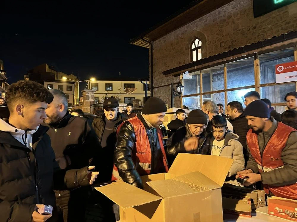 Güdül Belediyesi’nden Berat Kandili’nde Cemaat İçin Özel İkram