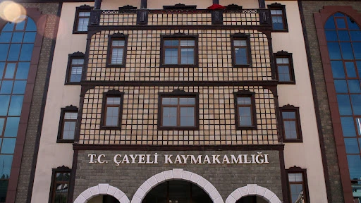 Çayeli'nde Ramazan Boyunca Yaşlılara Sıcak Yemek Desteği