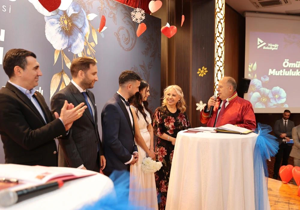 Türk Medeni Kanunu’nun 99. Yılında Yüreğir’de Nikah Sevinci