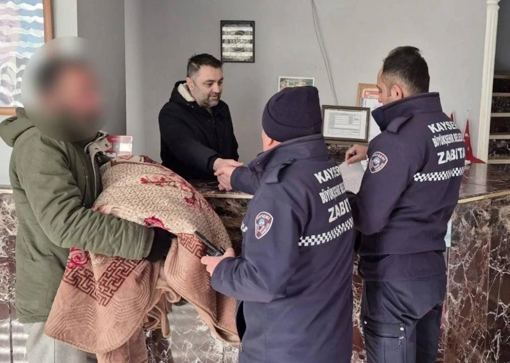 Kayseri Valiliği ve Büyükşehir Belediyesi’nden Evsizler İçin Destek
