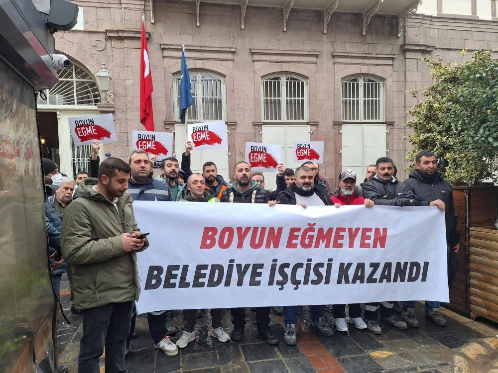 İzmir’de Güvenceli Çalışma Mücadelesi Sonuçlandı: İşçiler Taleplerini Kabul Ettirdi