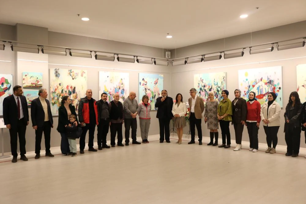 Ressam Belgin Akın’ın "Var Yok" Sergisi SANKO Sanat Galerisi’nde