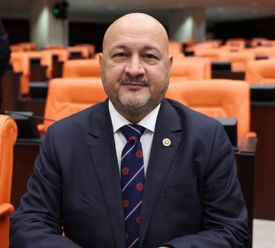 AK Parti Milletvekili Kurt: "Terörsüz Türkiye İçin Tarihi Bir Süreçteyiz"