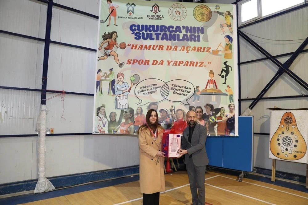 Çukurca’da Kadınlar Sahada: 8 Mart’a Özel Spor Şöleni