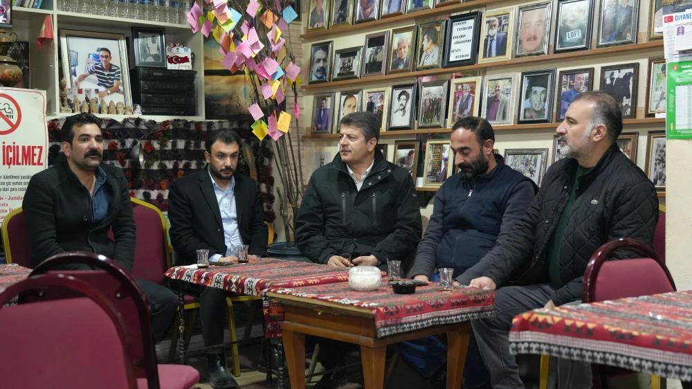 Başkan Tutdere, Depremde Kaybedilen Vatandaşların Hatıralarını Yaşatıyor