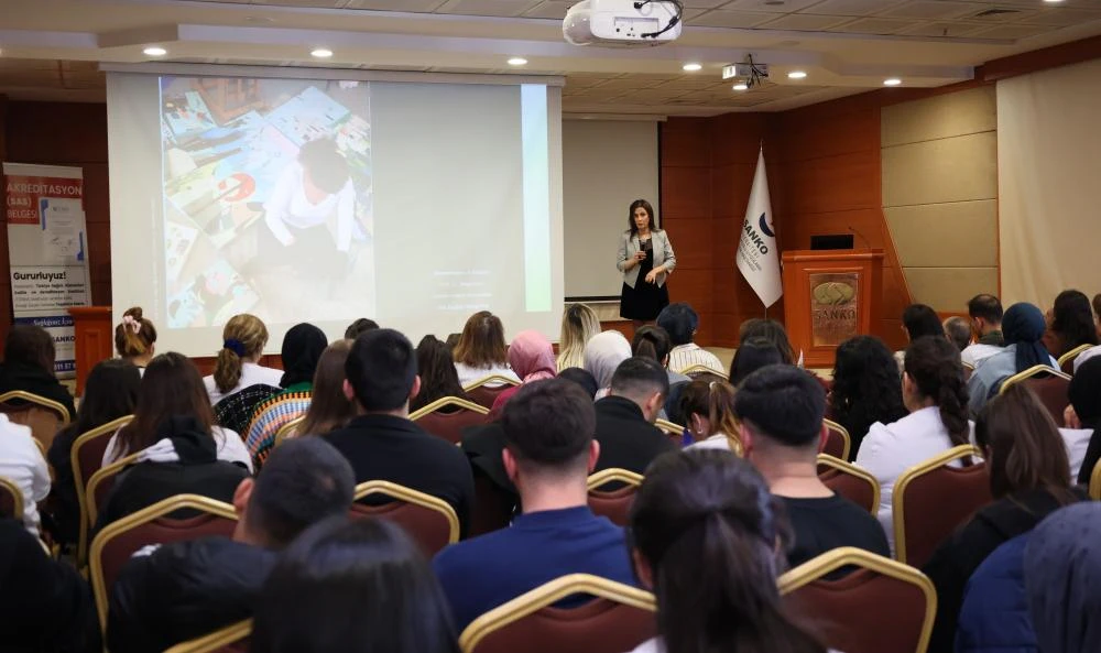 SANKO Üniversitesi’nde “Sanat ve Sağlık” Konulu Söyleşi Gerçekleştirildi