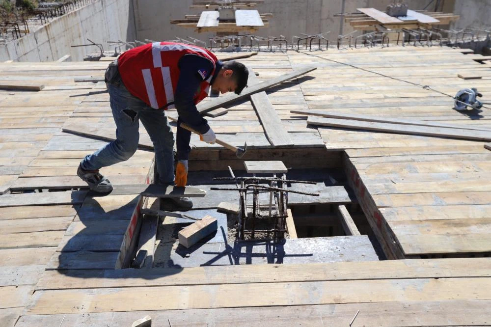 Hatay’da Susuzluk Sorununa Çözüm: Payas İçme Suyu Deposu İnşaatı Başladı