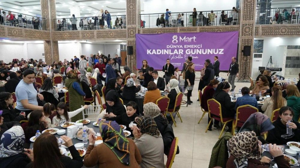 Başkan Tutdere 8 Mart Etkinliğinde Kadınlarla Buluştu