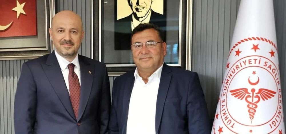 Sağlık-Sen Adana, Sağlık Çalışanlarının Hakları İçin Mücadelesini Sürdürüyor